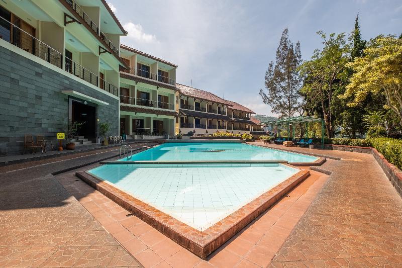Capital O 1256 Sangga Buana Resort And Convention Hotel Cianjur Exterior foto